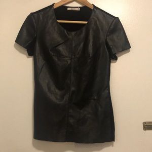 Bailey 44 faux leather top size s